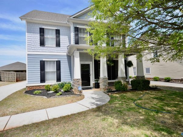 307 Acorn Grove Lane SW, Huntsville, AL 35824