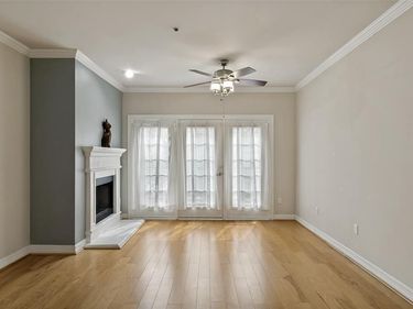 3400 Welborn Street, Unit 206, Dallas, TX 75219