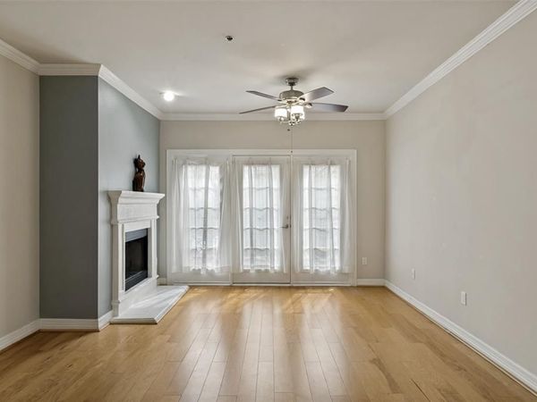 3400 Welborn Street , Unit 206, Dallas, TX 75219