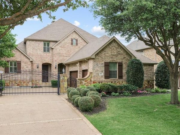 841 Sword Bridge Drive, Lewisville, TX 75056