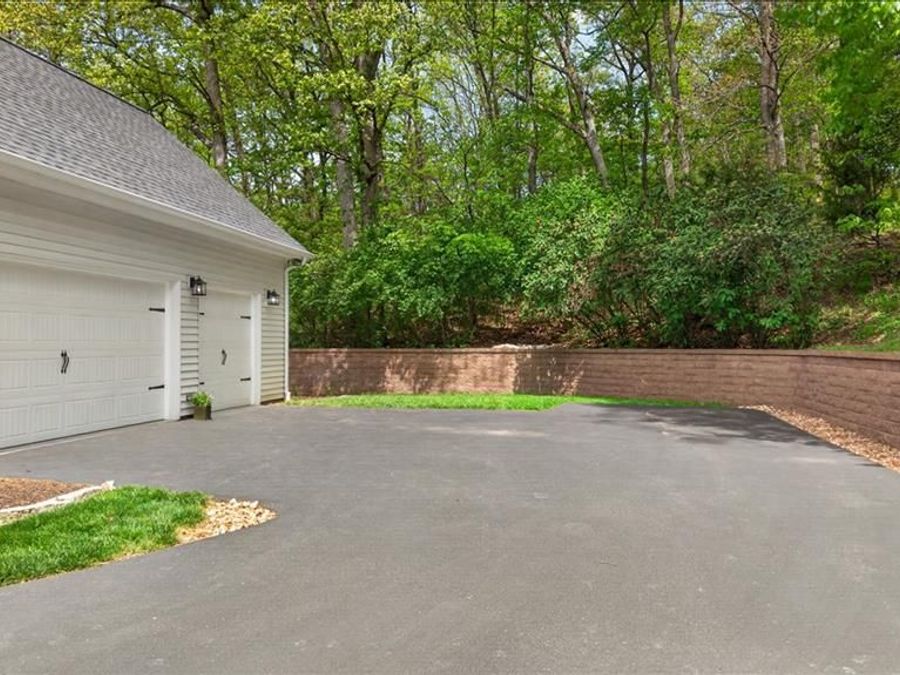 Property Image 64