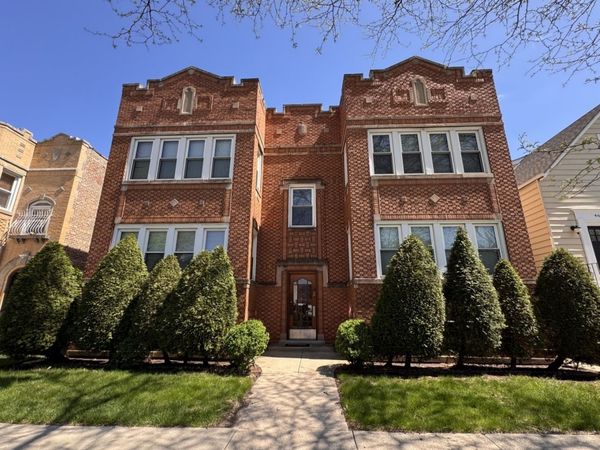 4615 N Keystone Avenue , Chicago, IL 60630