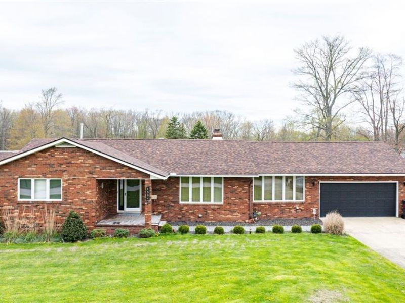 1584 Hemlock Drive, Ashtabula, OH 44004 Photo 1