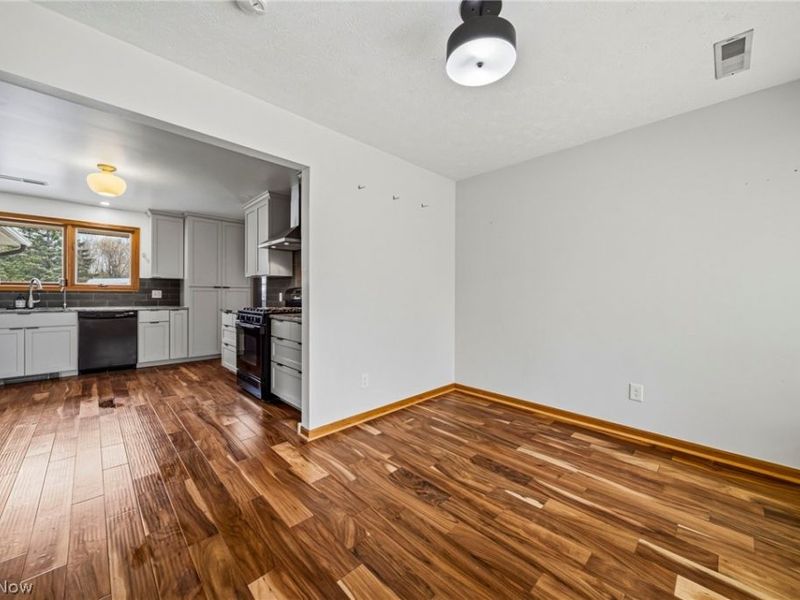 1584 Hemlock Drive, Ashtabula, OH 44004 Photo 22