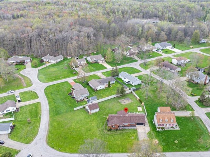 1584 Hemlock Drive, Ashtabula, OH 44004 Photo 5