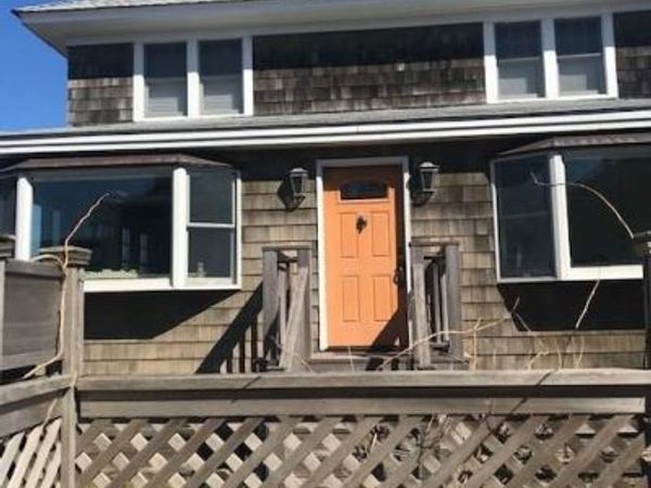 16 Crescent Walk , Seaview, NY 11770