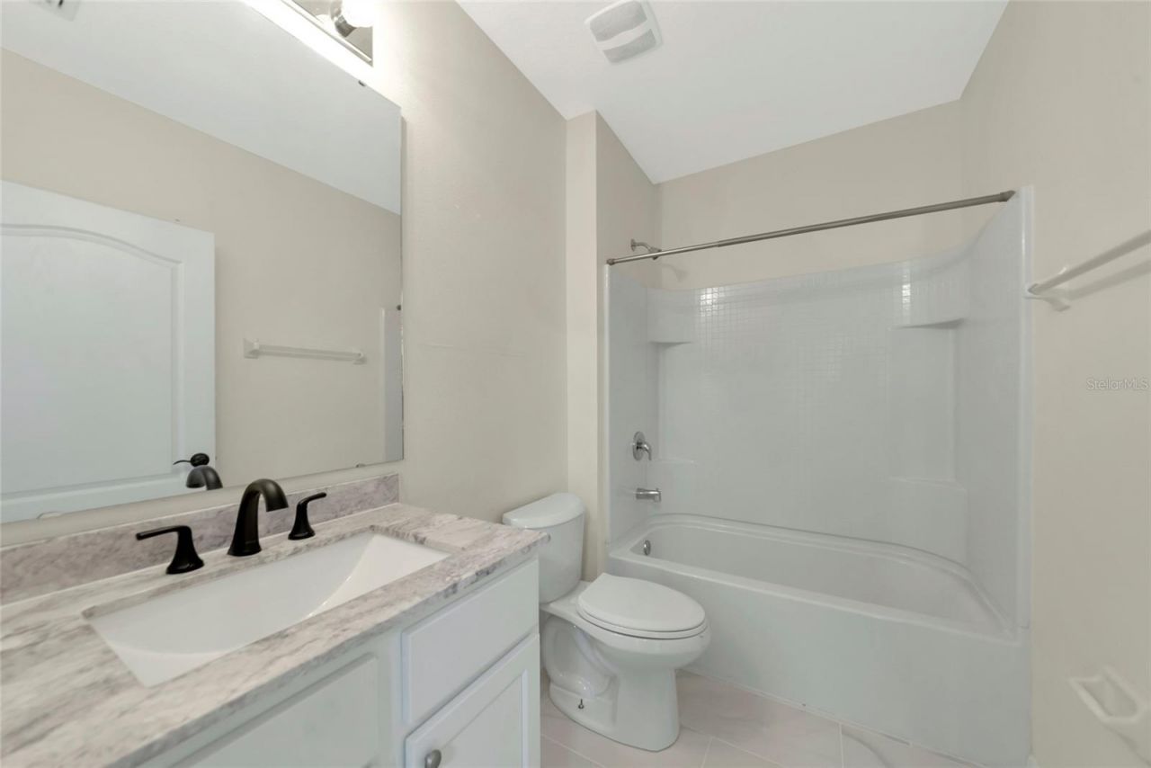 15517 Rose Grove Drive, Bradenton, FL 34212 Photo