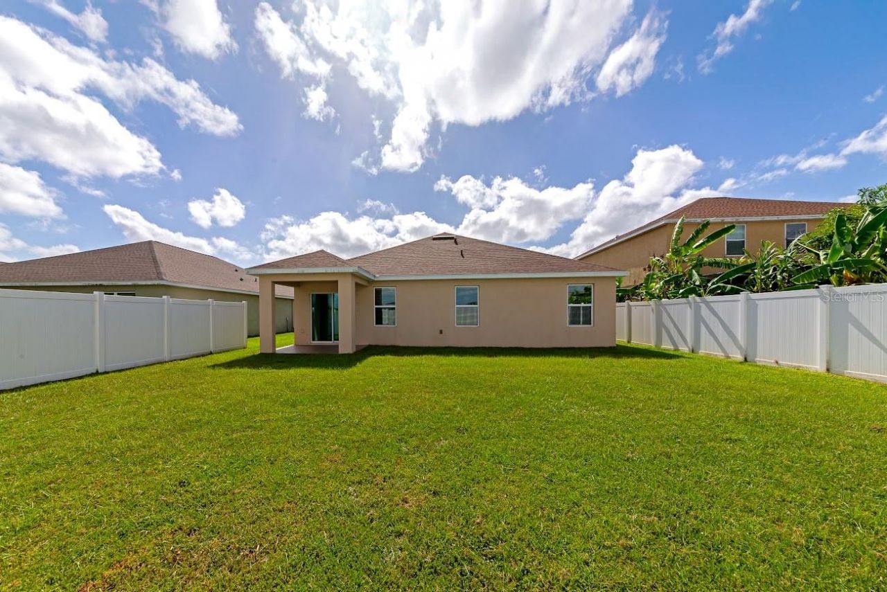 15517 Rose Grove Drive, Bradenton, FL 34212 Photo