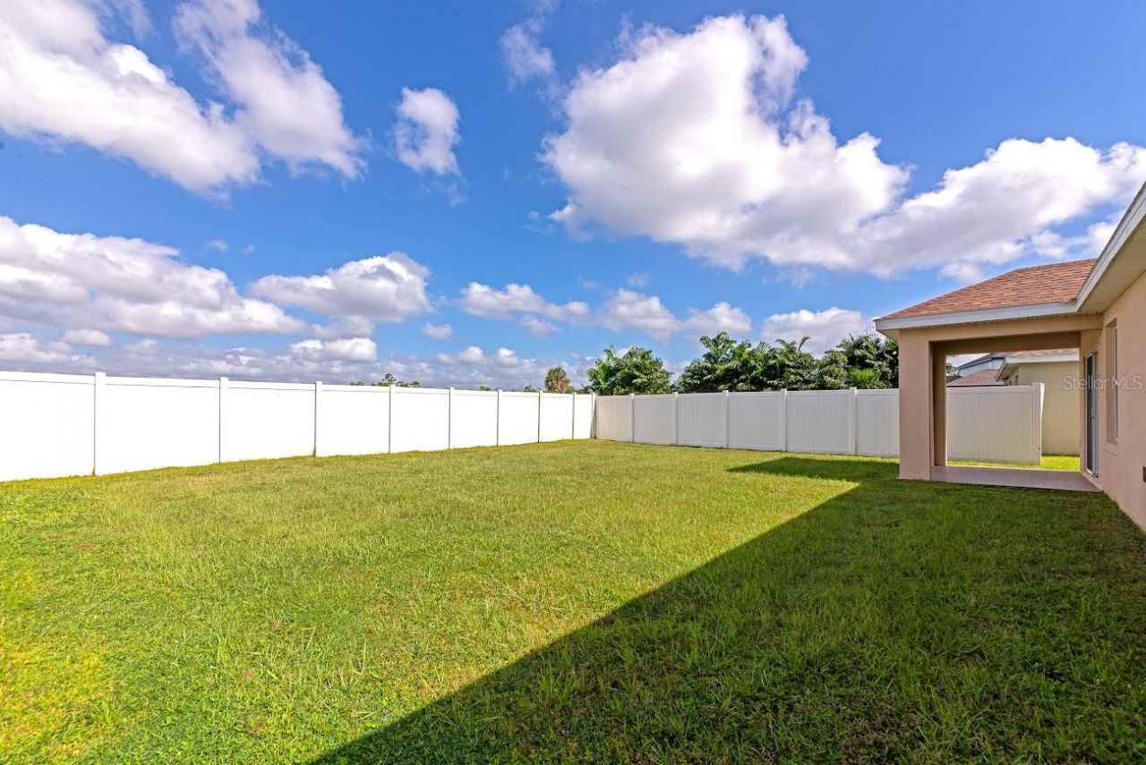 15517 Rose Grove Drive, Bradenton, FL 34212 Photo