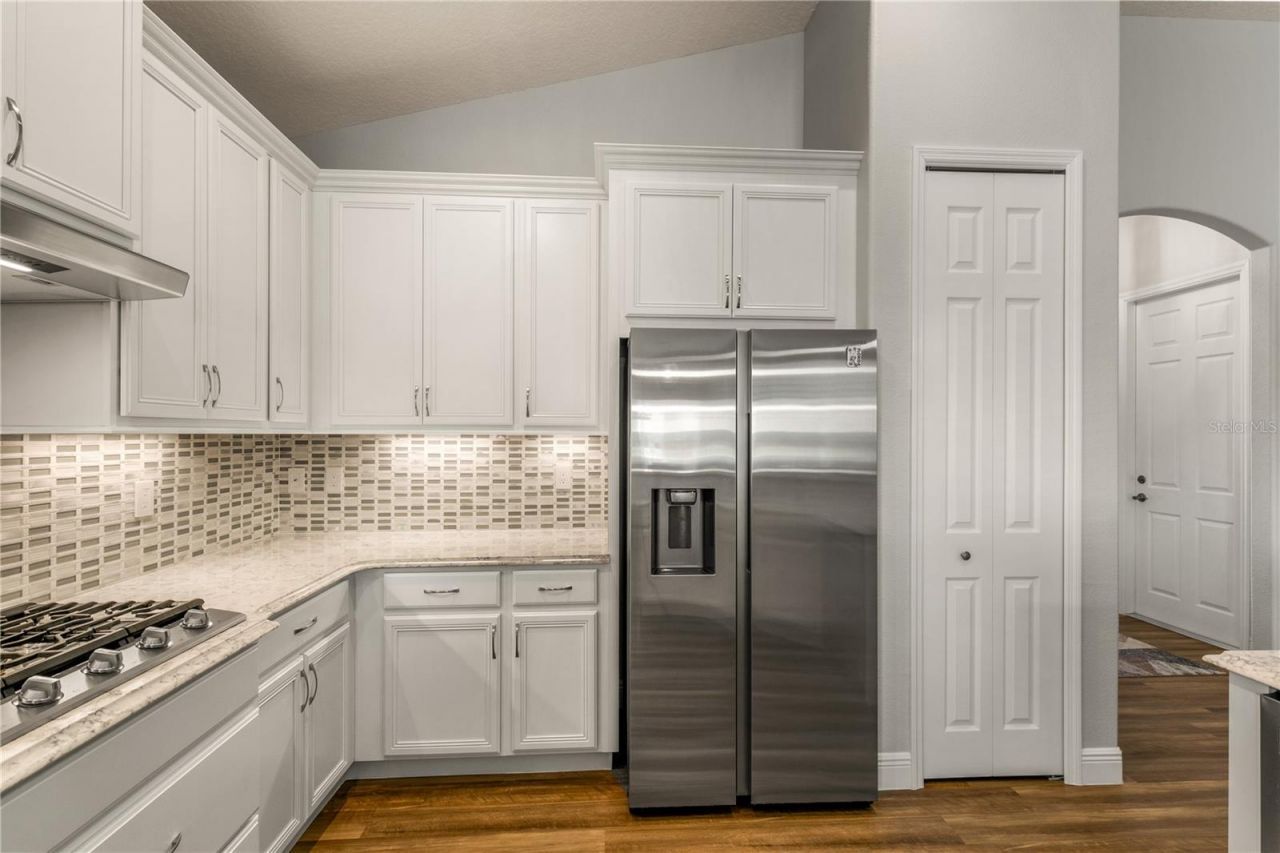 8492 Hartford Way , Mount Dora, FL 32757 Photo