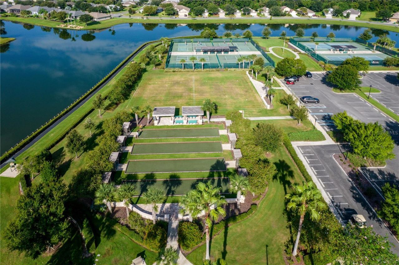 8492 Hartford Way , Mount Dora, FL 32757 Photo