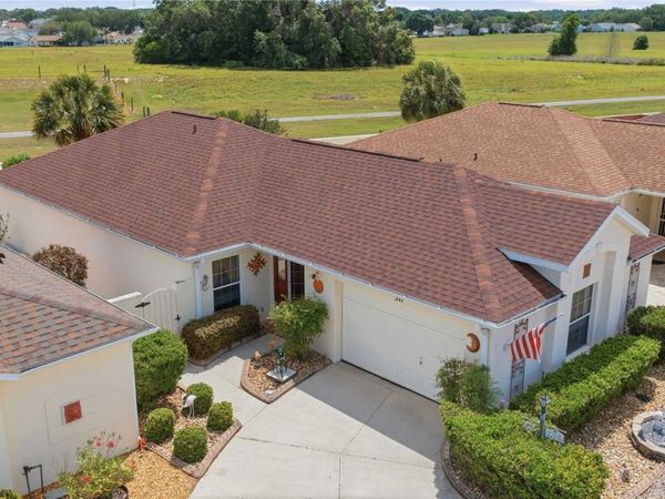 511 ALAMEDA AVENUE , LADY LAKE, FL 32159