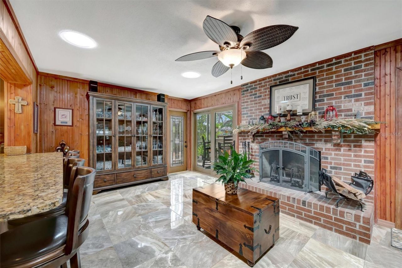 9782 55th Avenue N, Saint Petersburg, FL 33708 Photo