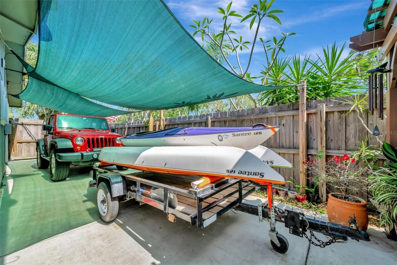 9782 55th Avenue N, Saint Petersburg, FL 33708 Photo