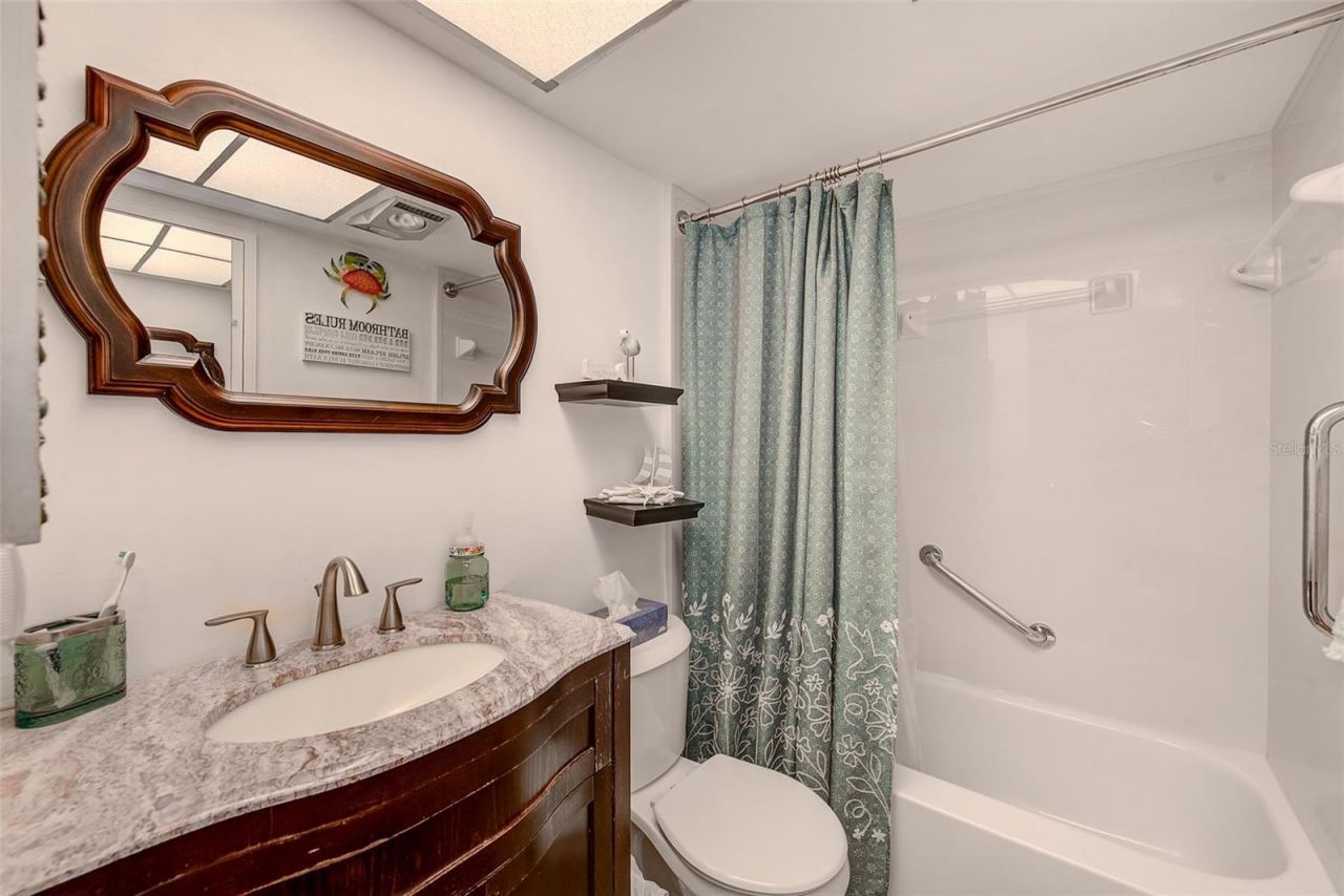 2612 Pearce Drive, Unit 209, Clearwater, FL 33764 Photo