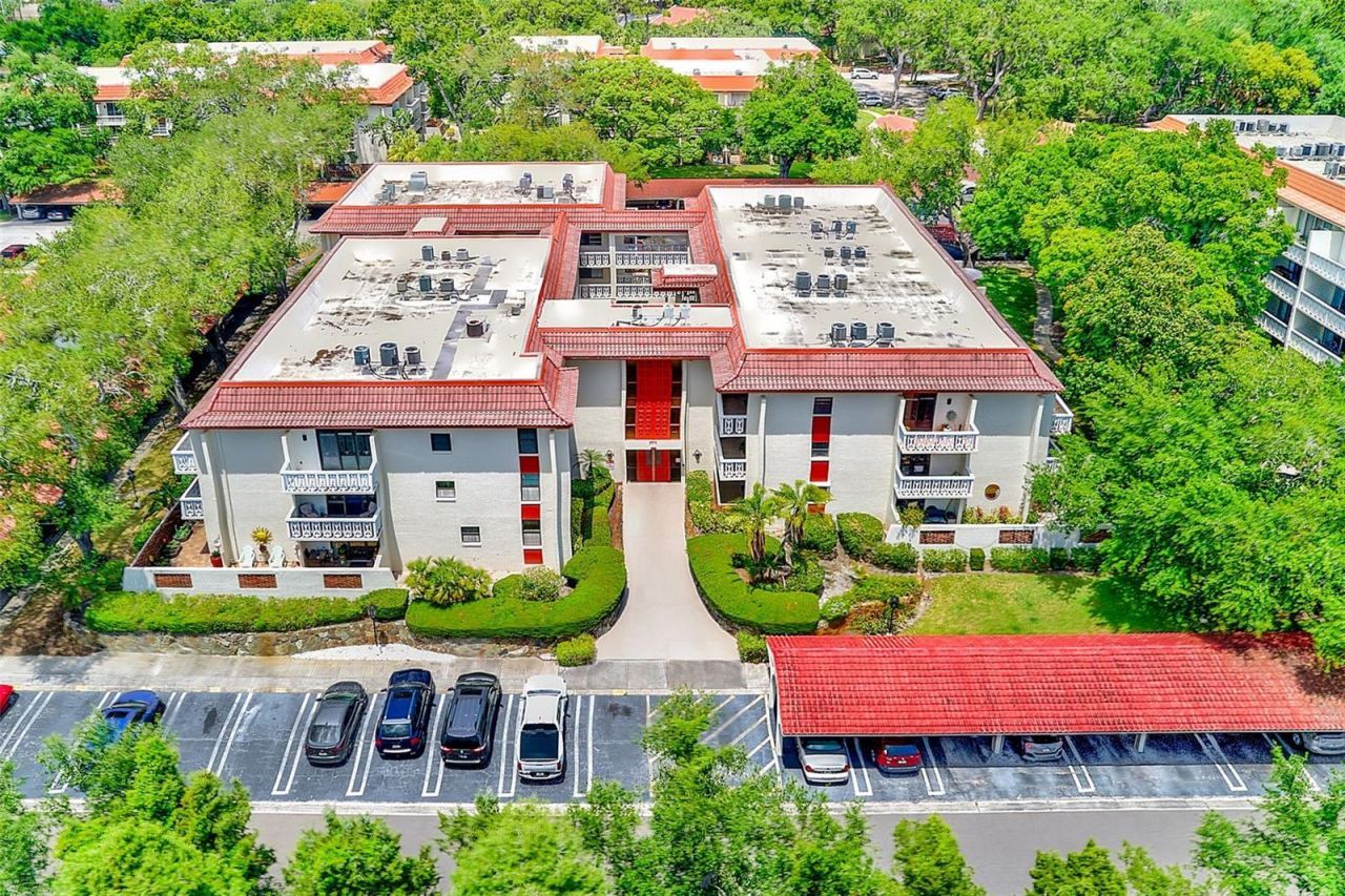 2612 Pearce Drive, Unit 209, Clearwater, FL 33764 Photo