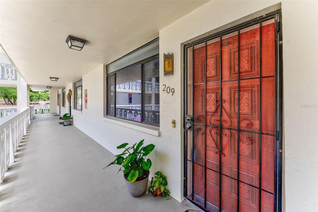 2612 Pearce Drive, Unit 209, Clearwater, FL 33764 Photo