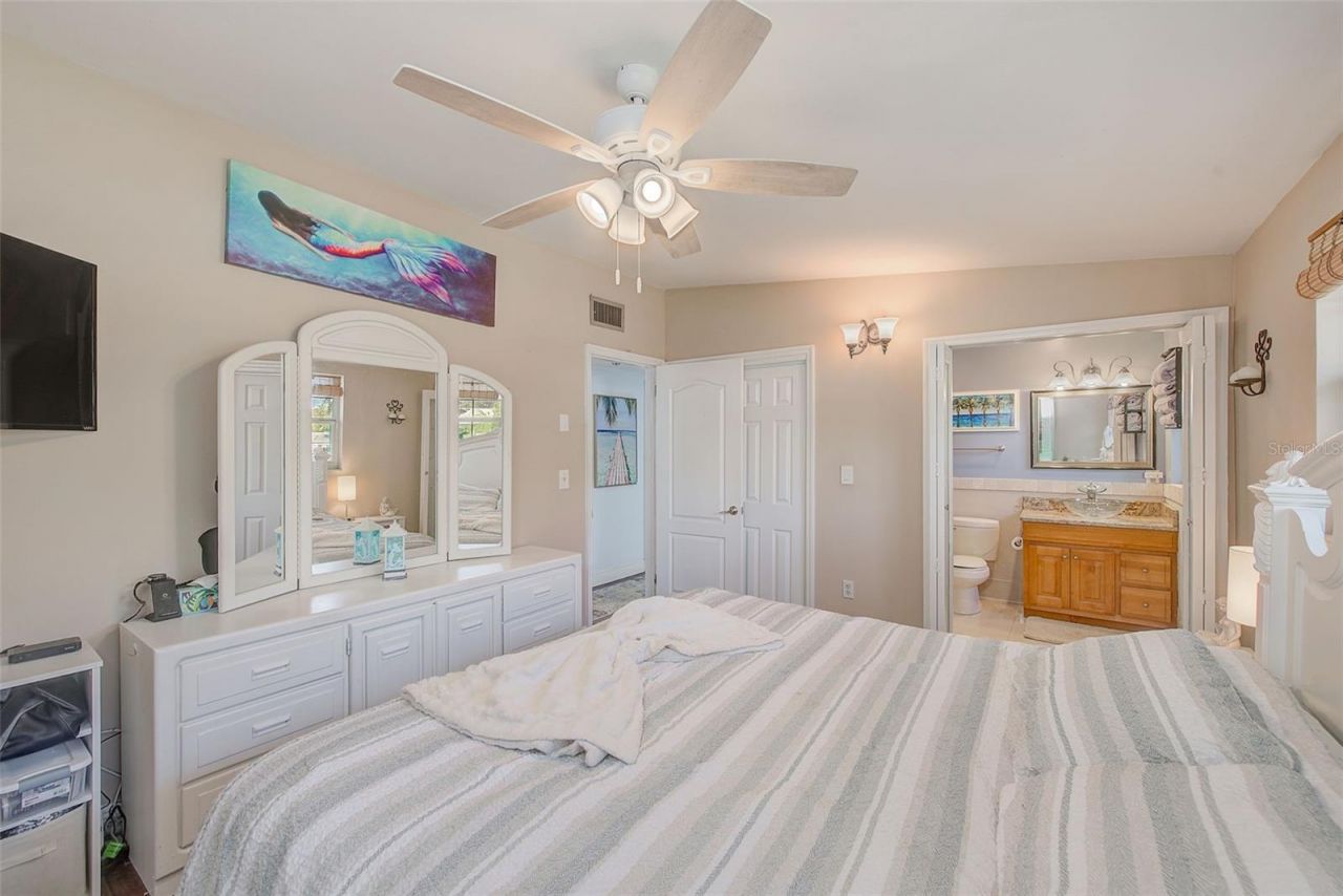 2032 Gatewood Drive , Largo, FL 33770 Photo