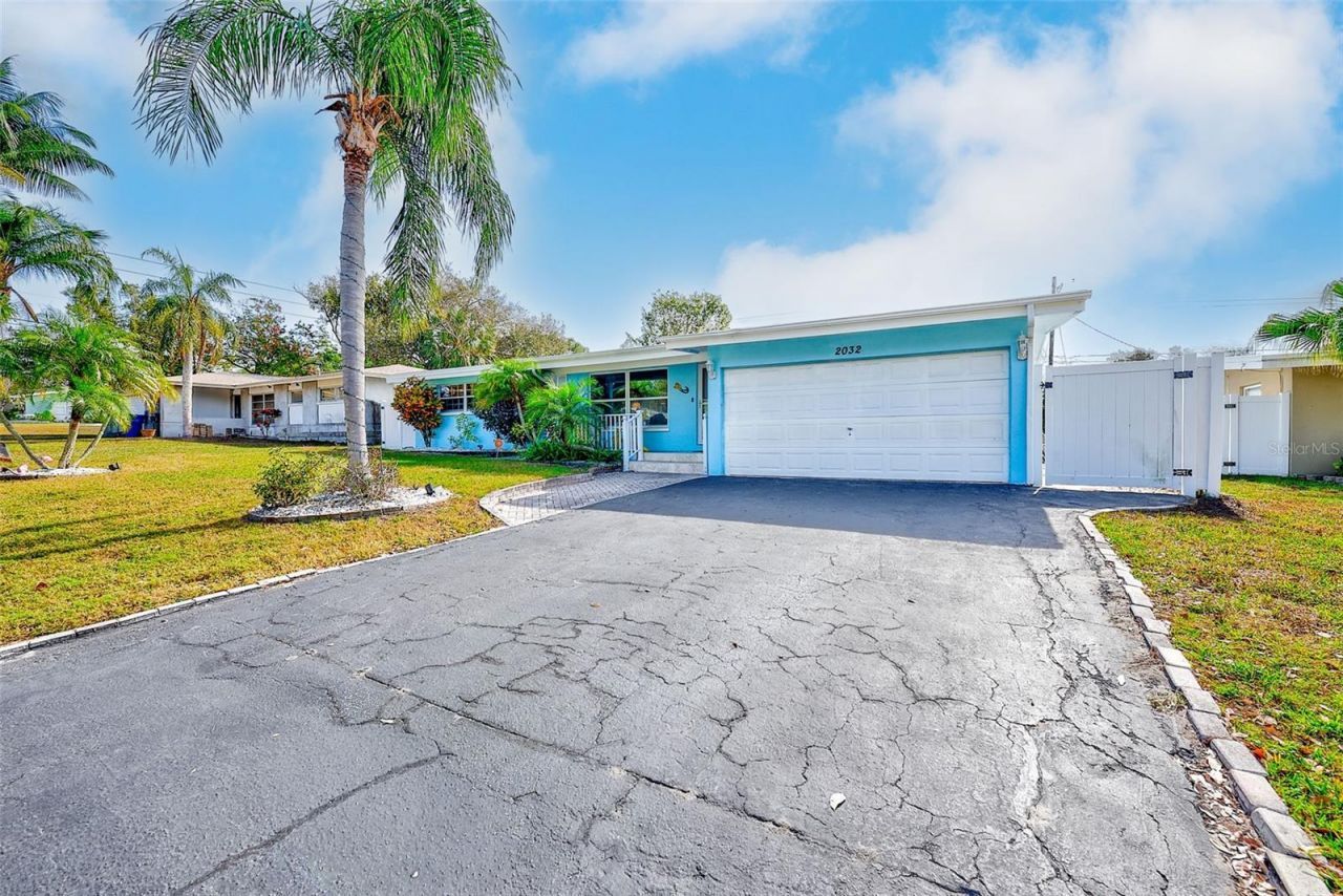 2032 Gatewood Drive , Largo, FL 33770 Photo