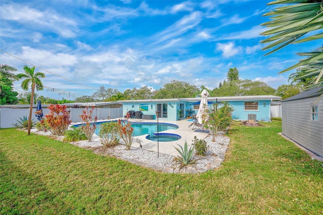 2032 Gatewood Drive , Largo, FL 33770 Photo