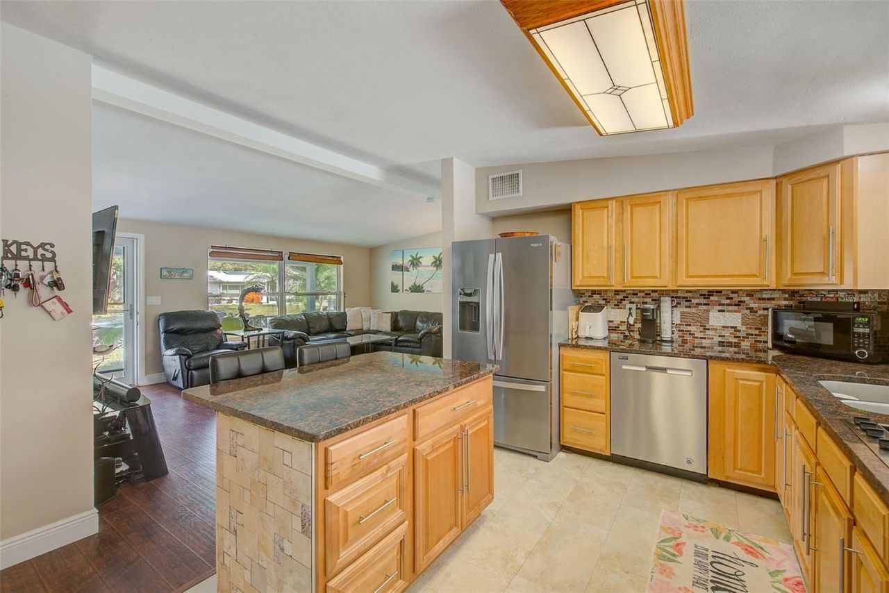 2032 Gatewood Drive , Largo, FL 33770 Photo