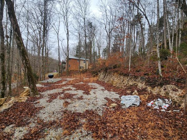 309 Marina Lane, LaFollette, TN 37766