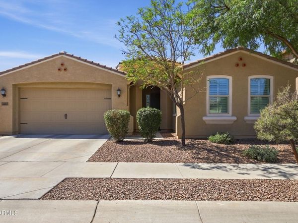 8963 W SELDON Lane, Peoria, AZ 85345