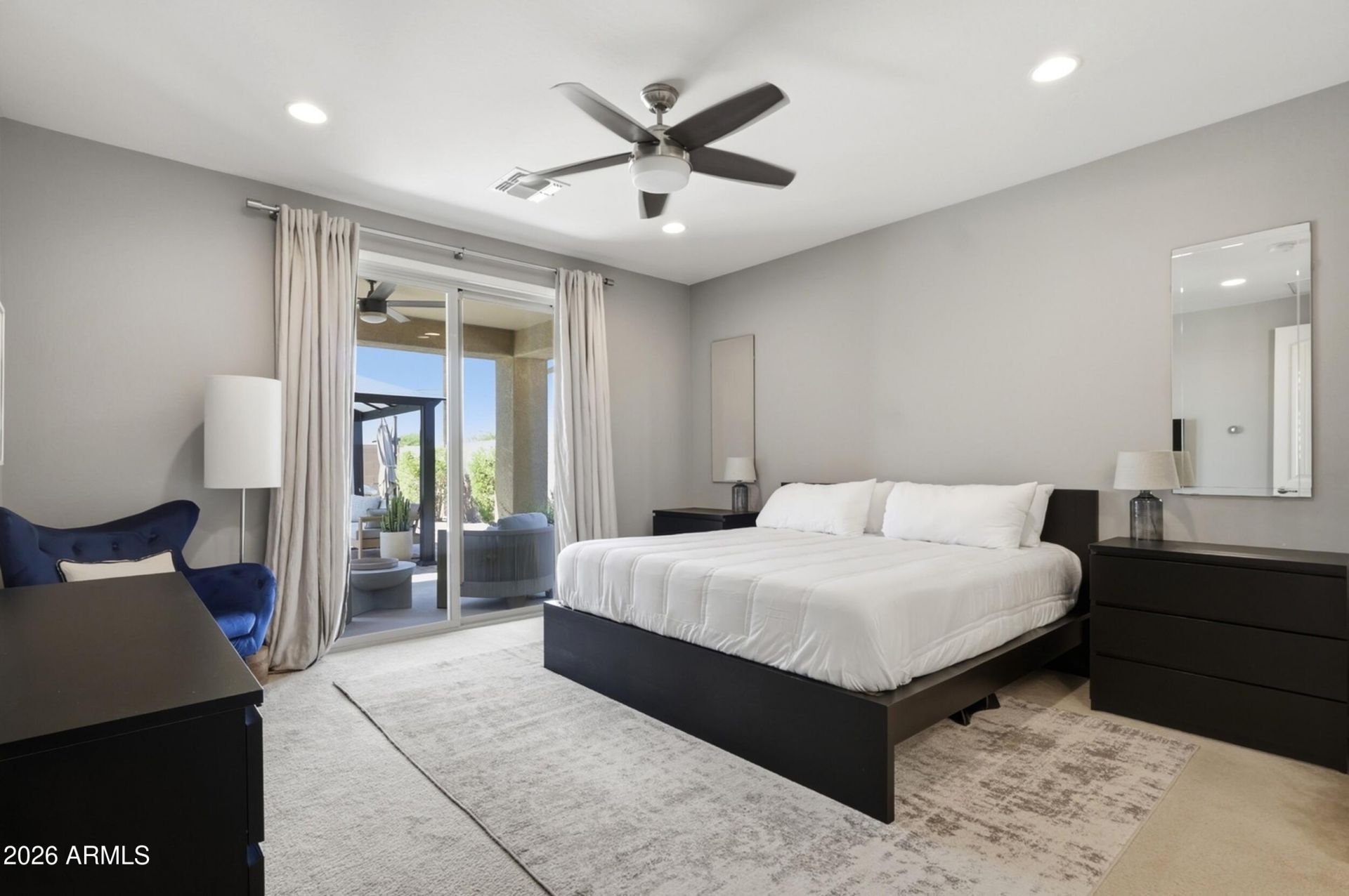 8963 W SELDON Lane Peoria, AZ 85345