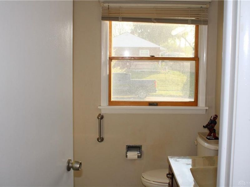 337 Miles Avenue, Tipp City, OH 45371 Photo 10