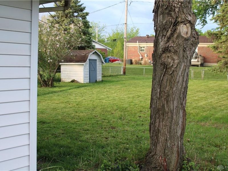 337 Miles Avenue, Tipp City, OH 45371 Photo 4