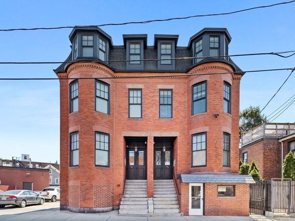 105 Broadway, Unit 3, Chelsea, MA 02150