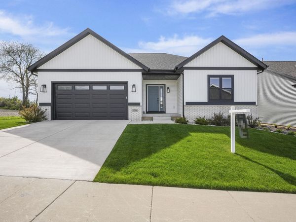 2016 Besra Drive, Verona, WI 53593