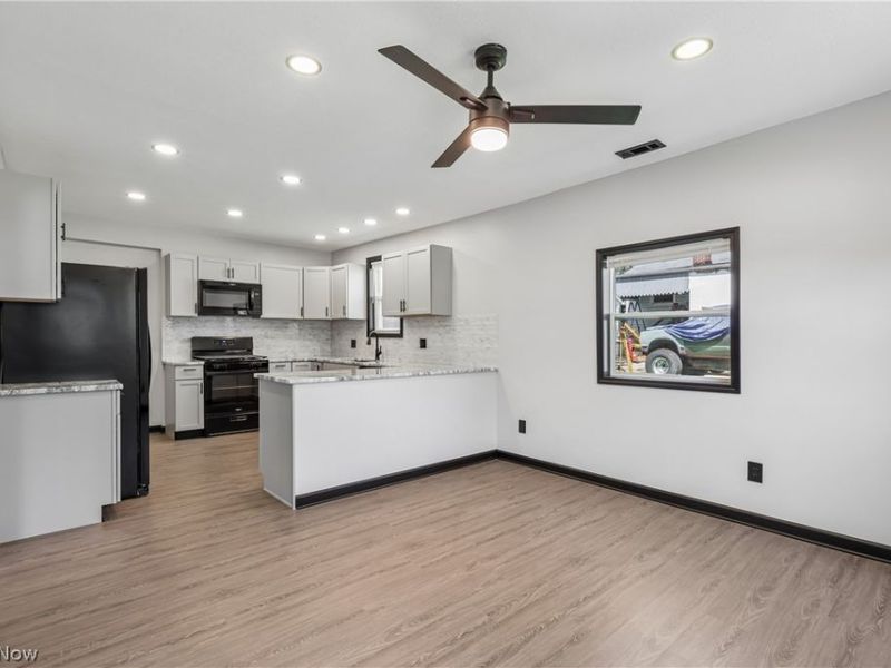 1424 5th Street, Lakemore, OH 44250 Photo 8