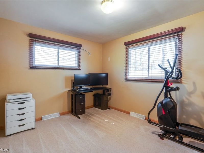 757 Esther Road , Highland Heights, OH 44143 Photo 16