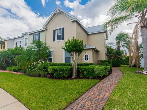 10440 SW Westlawn Boulevard, Port St. Lucie, FL 34987