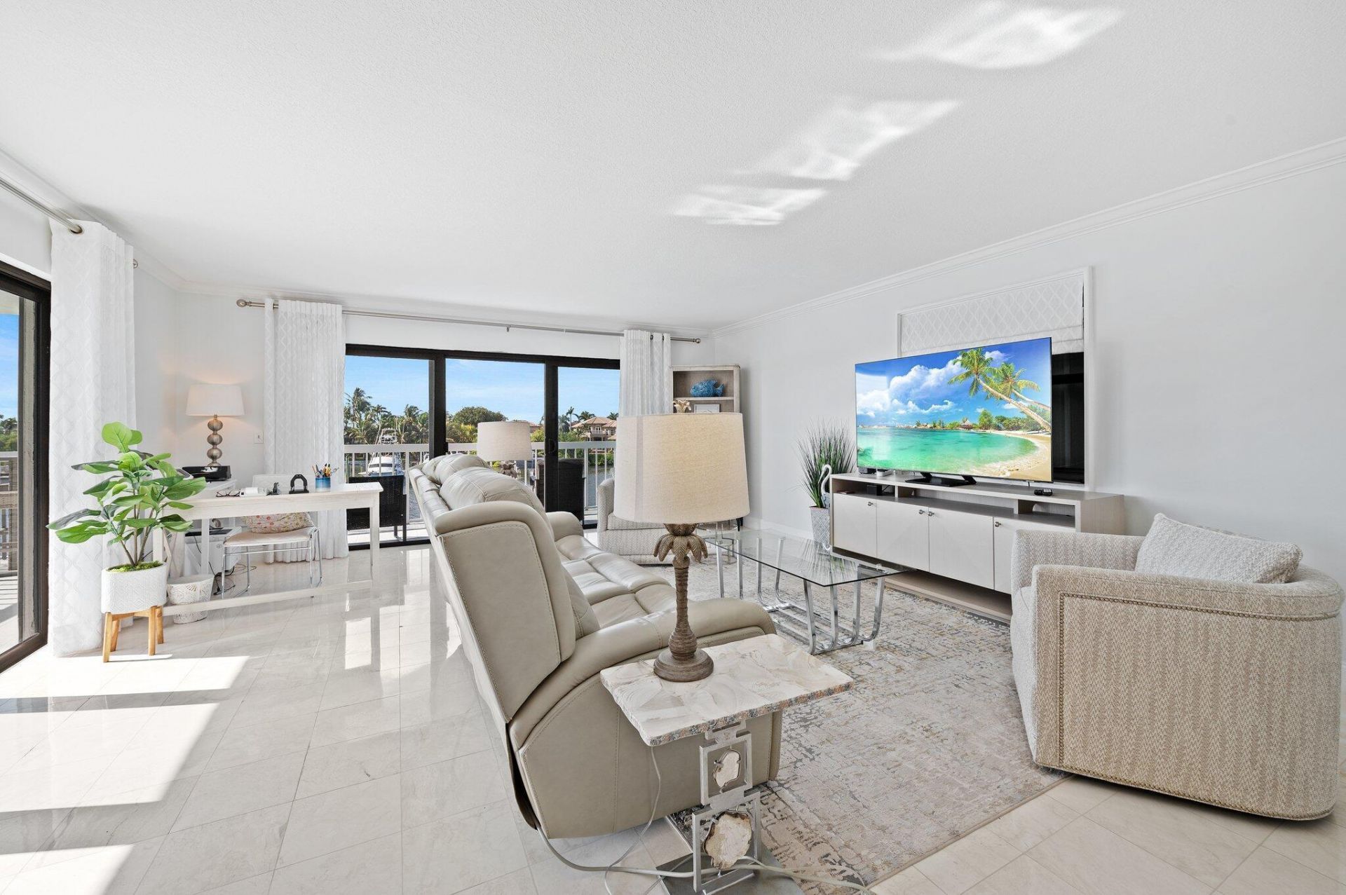 3501 S Ocean Boulevard, Unit 307, South Palm Beach, FL 33480 Photo