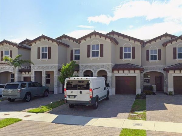 12525 NW 23rd Pl , Miami, FL 33167