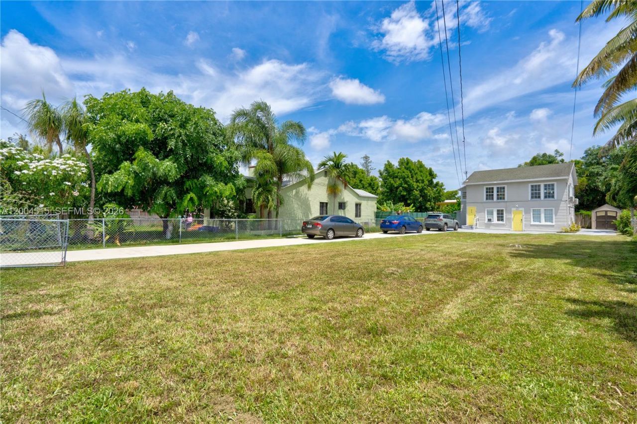 227 SW 30th Ave , Unit B, Miami, FL 33135 Photo