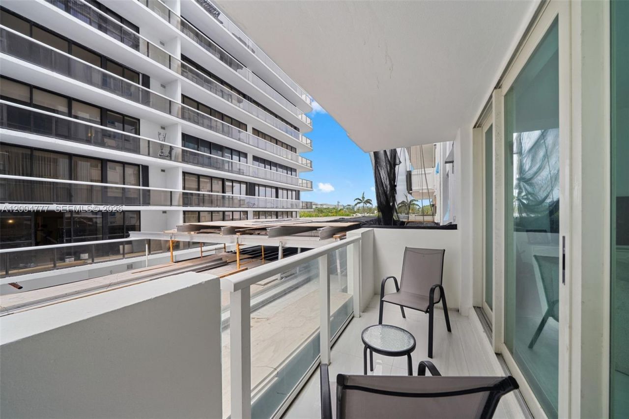 9499 Collins Ave, Unit 207, Surfside, FL 33154 Photo