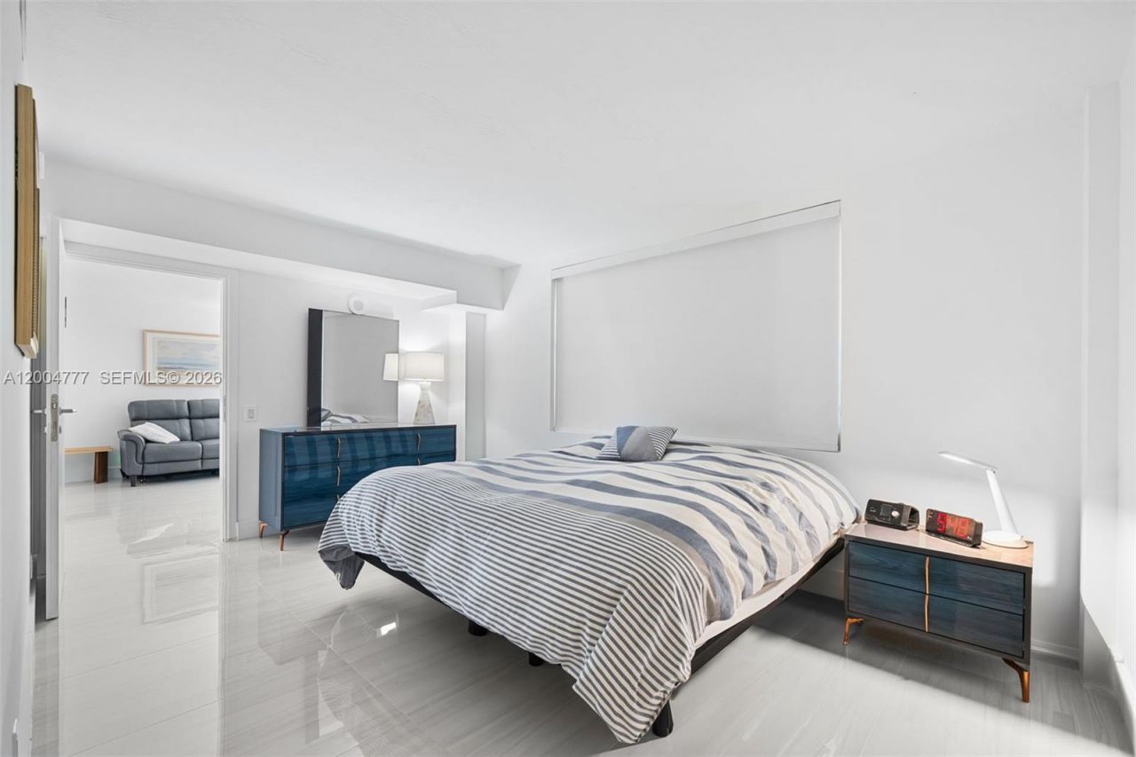 9499 Collins Ave, Unit 207, Surfside, FL 33154 Photo