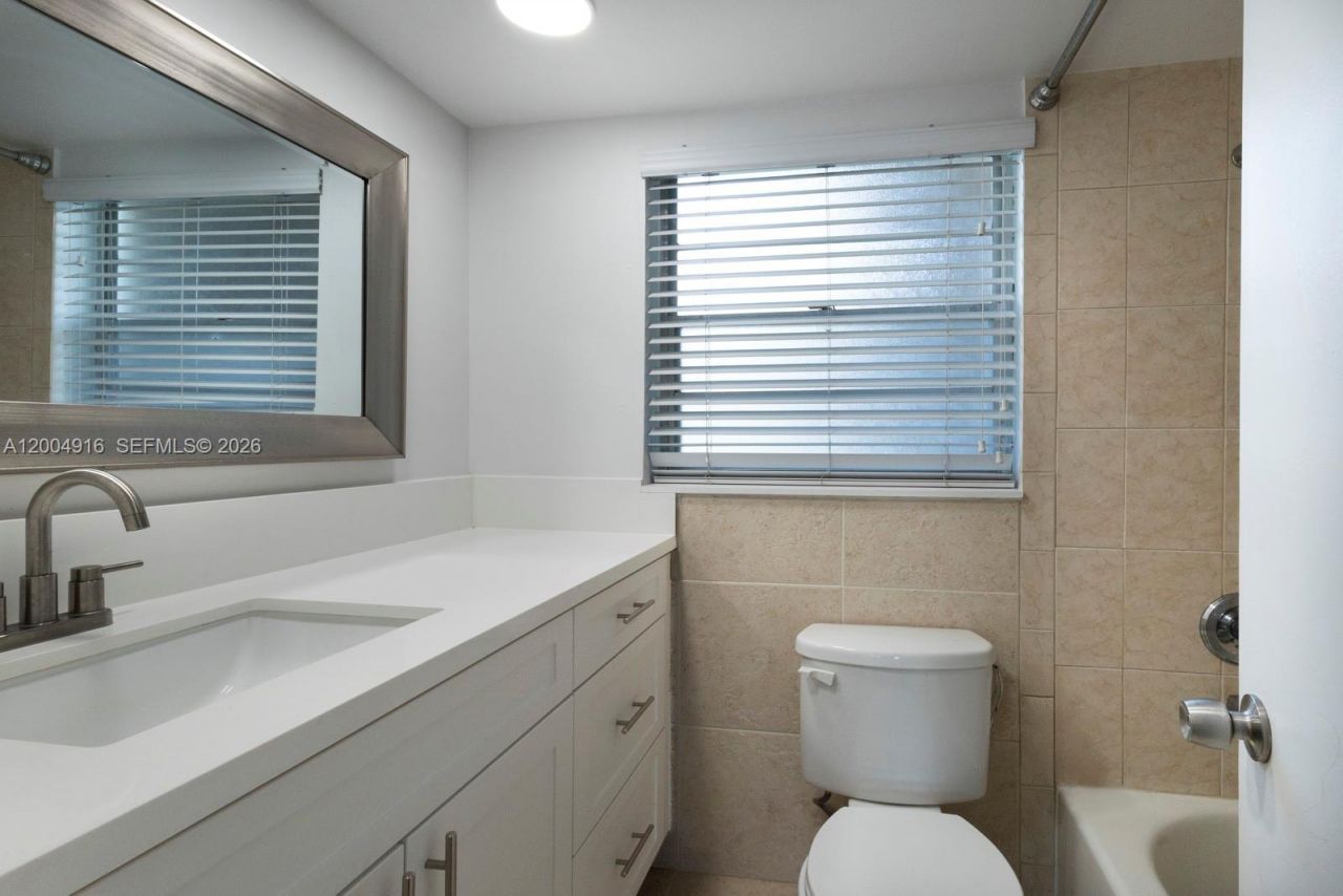 7747 SW 86th St , Unit D-205, Miami, FL 33143 Photo