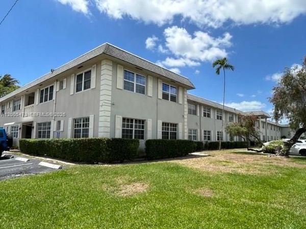 1520 Mckinley St, Unit 206E, Hollywood, FL 33020