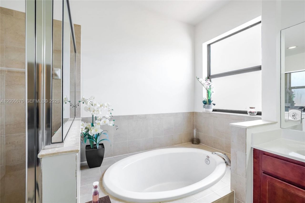 15294 SW 173rd St , Miami, FL 33187 Photo