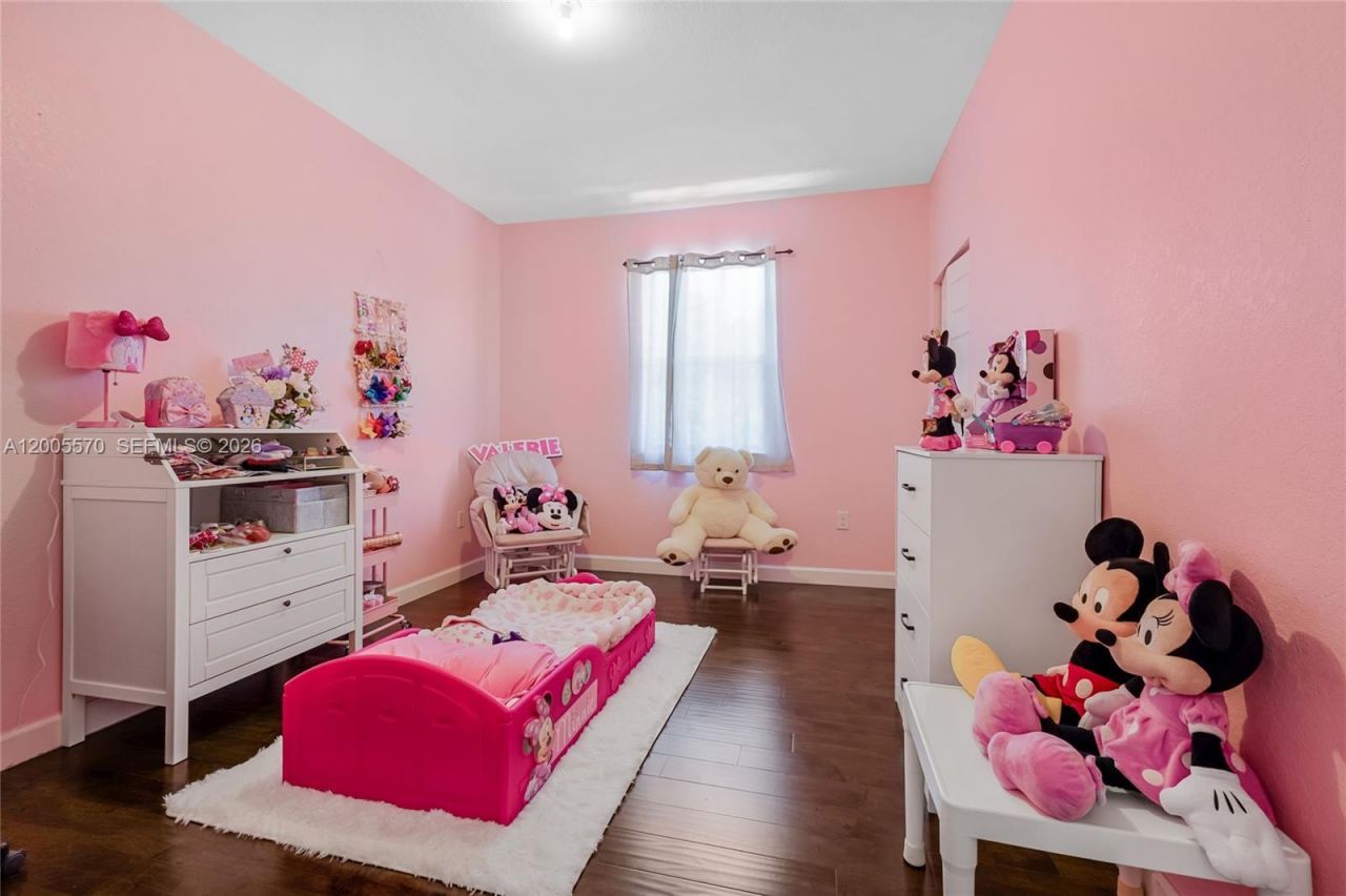 15294 SW 173rd St , Miami, FL 33187 Photo