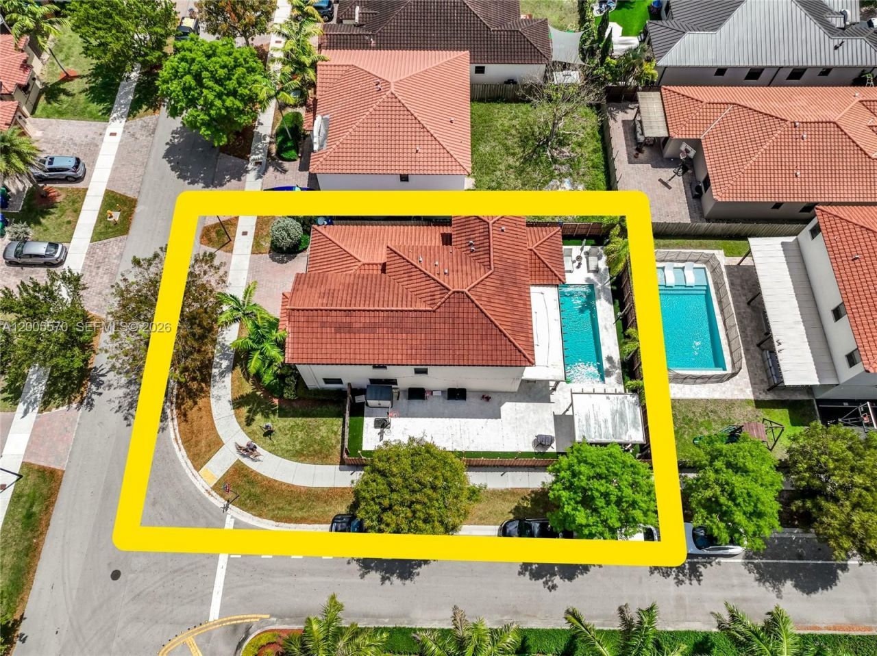 15294 SW 173rd St , Miami, FL 33187 Photo