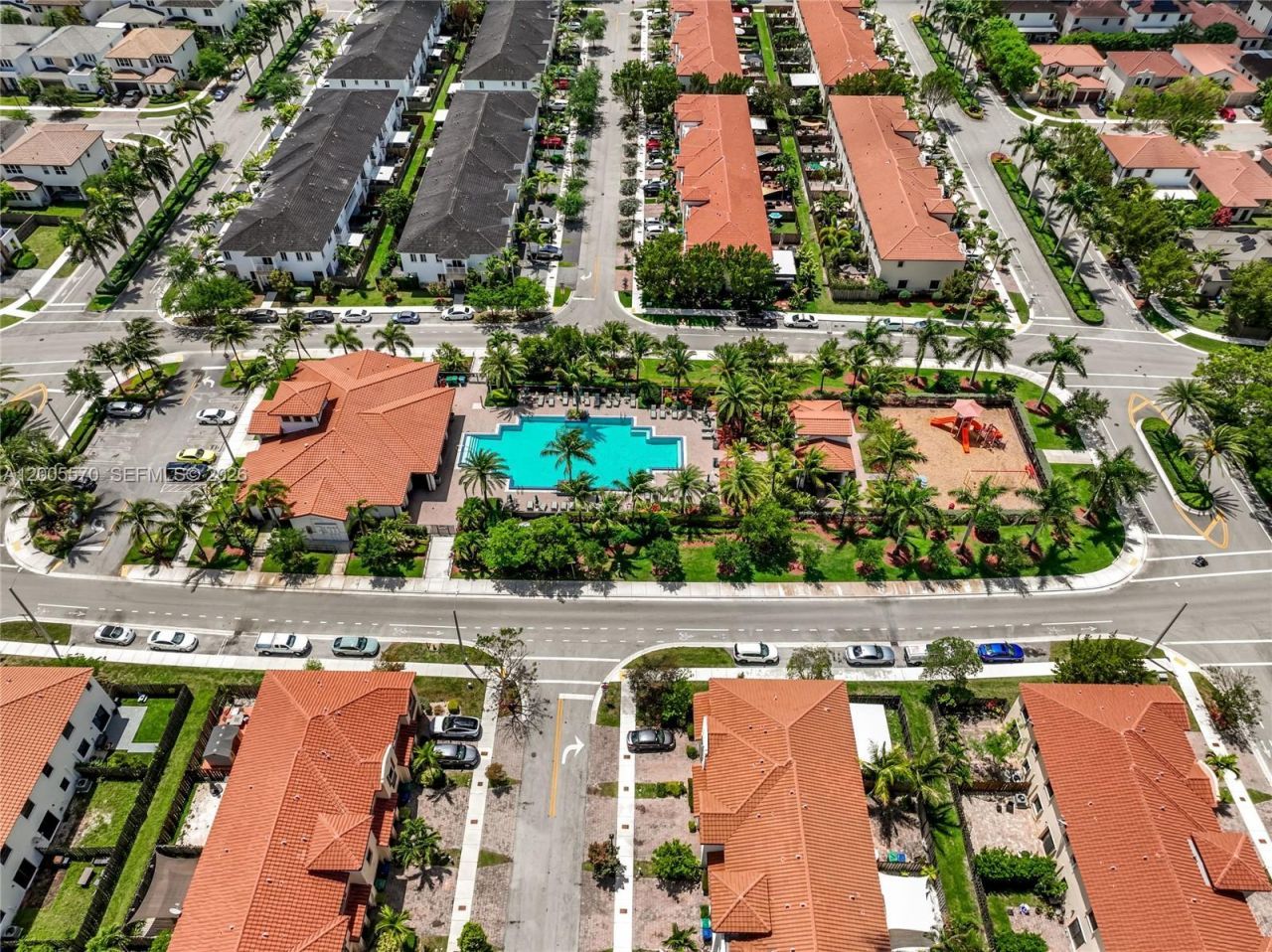 15294 SW 173rd St , Miami, FL 33187 Photo