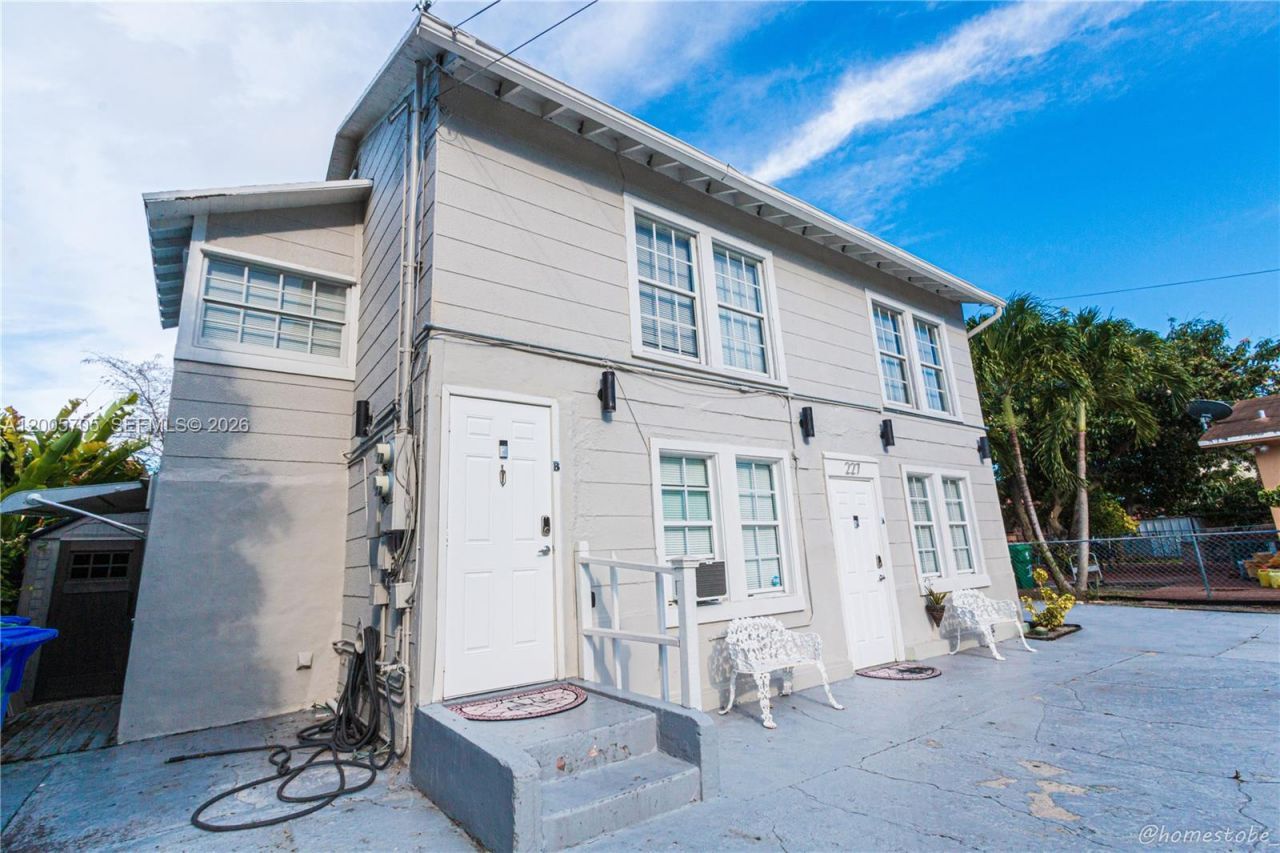227 SW 30th Ave , Unit A, Miami, FL 33135 Photo