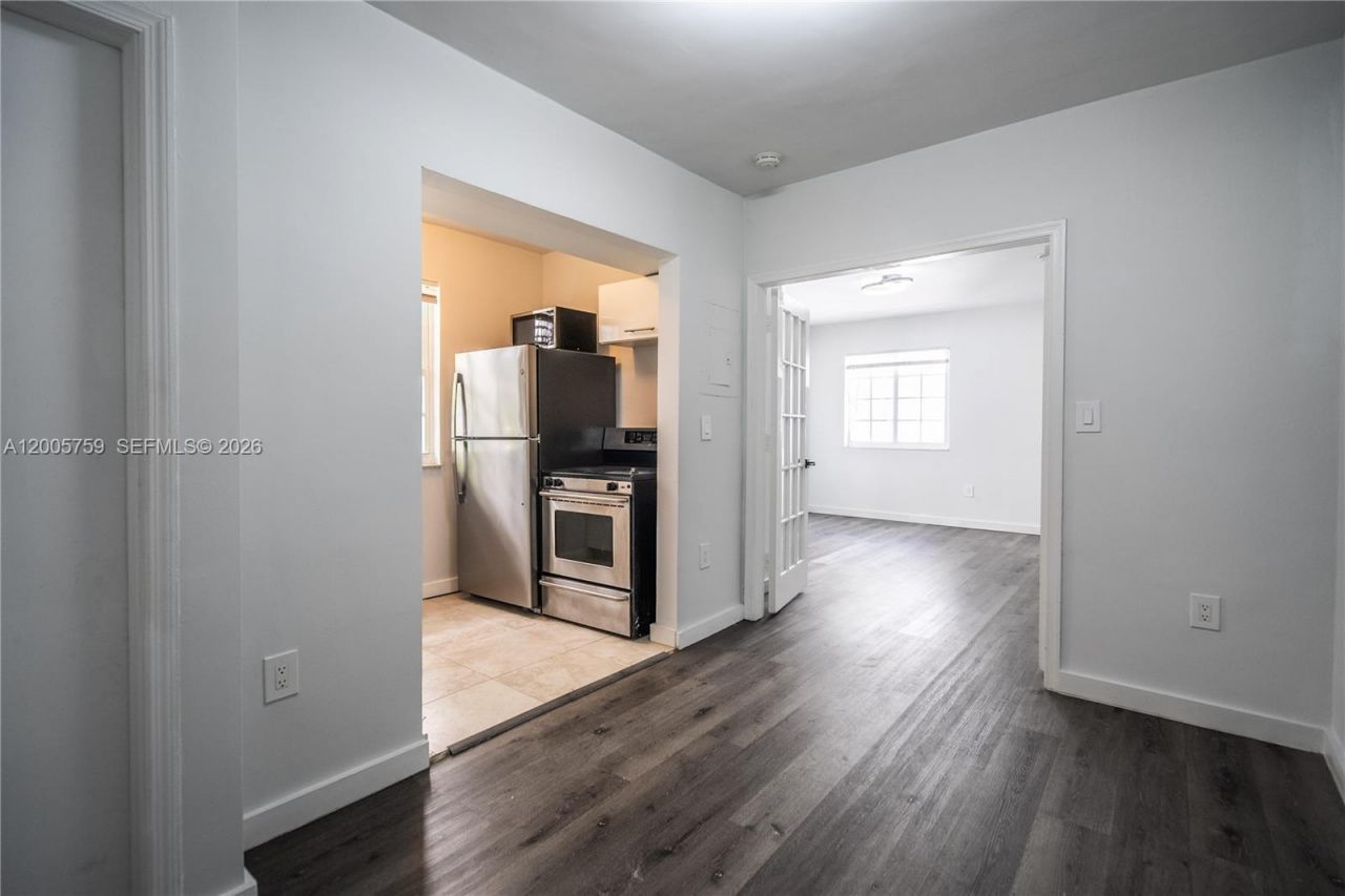 920 Pennsylvania Ave , Unit 206, Miami Beach, FL 33139 Photo
