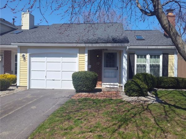 57 Old Stone Lane , Rochester, NY 14615