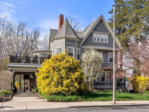 110 Melville Ave, Unit 1, Boston, MA 02124